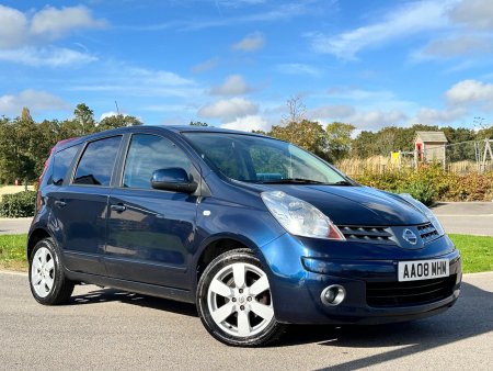 NISSAN NOTE 1.6 16V Tekna Auto Euro 4 5dr