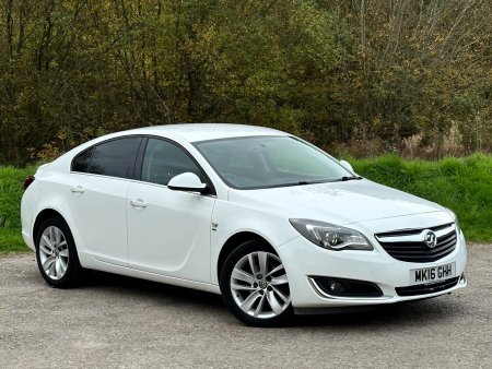 VAUXHALL INSIGNIA 1.8i SRi Nav Euro 6 5dr